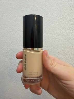Suqqu the liquid foundation shade 110